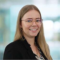 Larissa Pelikan - Personalreferentin